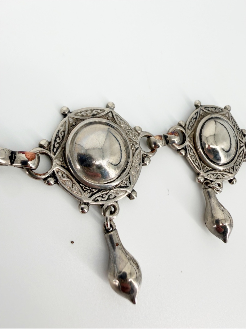 Vintage Metal Chain Boho Dangle Belt Medallion New York Studio - Picture 8 of 11